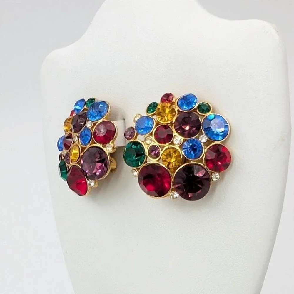 VTG Rhinestone Cluster Earrings Gold Tone‎ Multicolor Pave Clip On Rainbow
